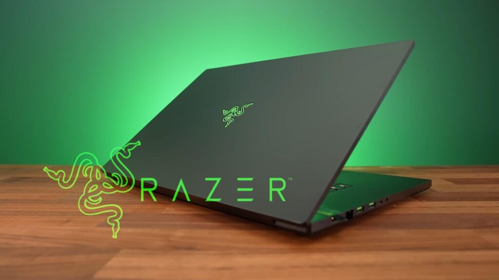 Side look Razer Blade 18- Laptop